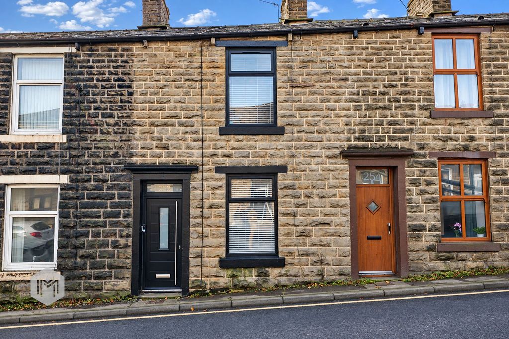 Property photo 1 of 24