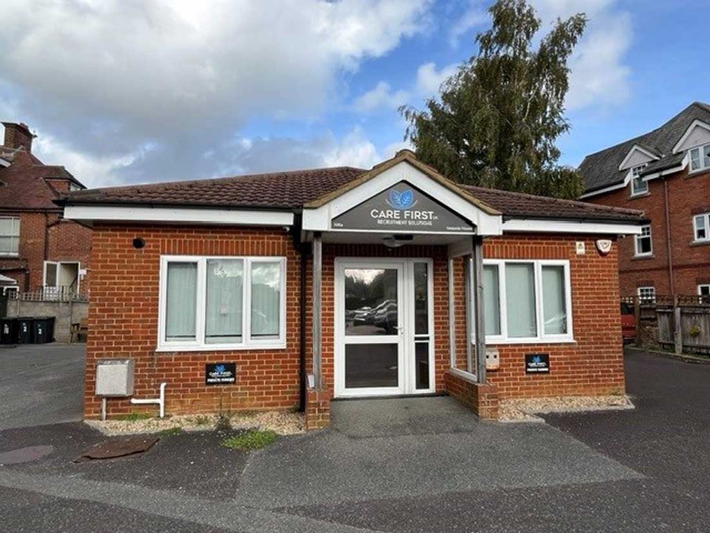 Property photo 1 of 7