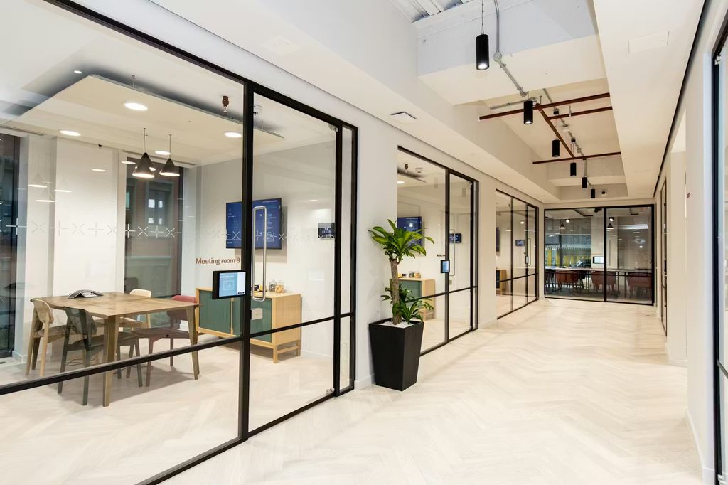 Property photo 1 of 15 Office