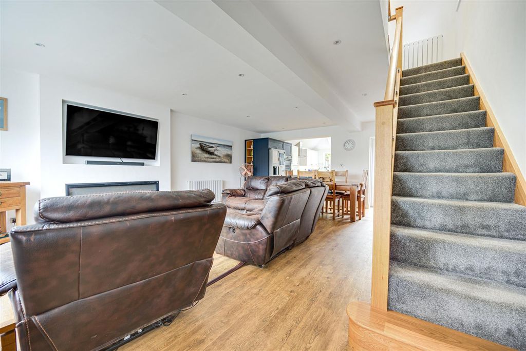 Property photo 2 of 31 Dsc_3516-Dsc_3518.Jpg