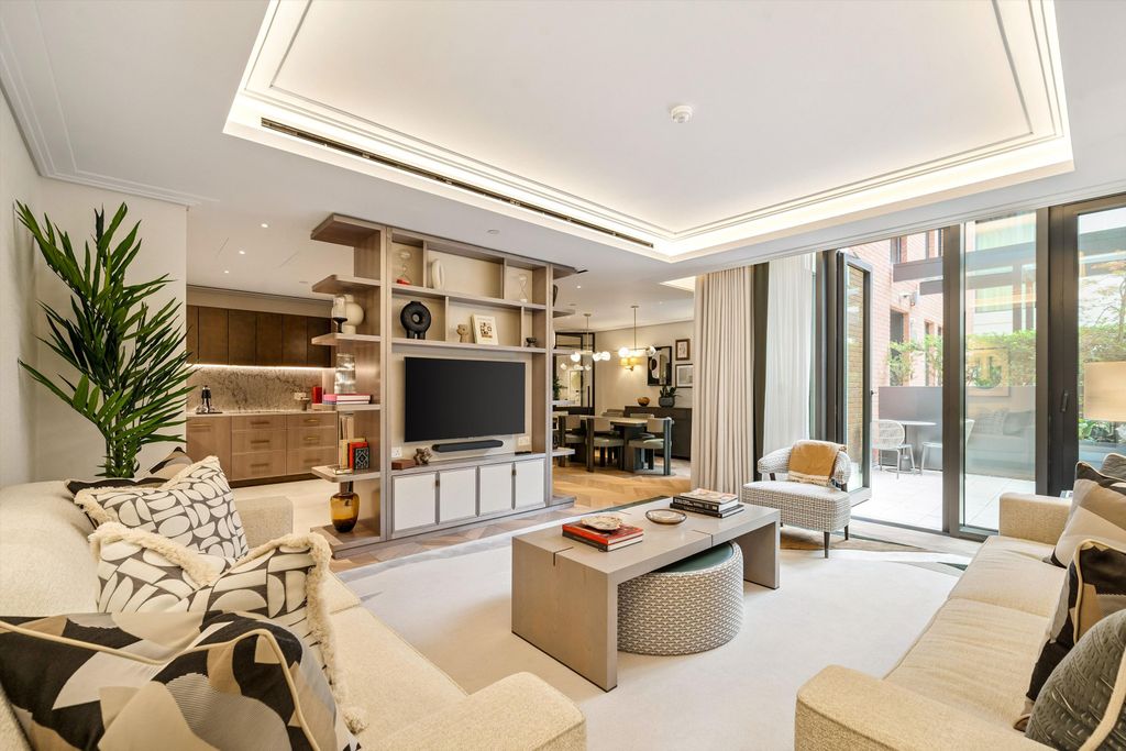 Property photo 1 of 13 Image