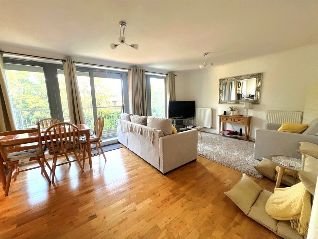 Property photo 3 of 9 Living Area