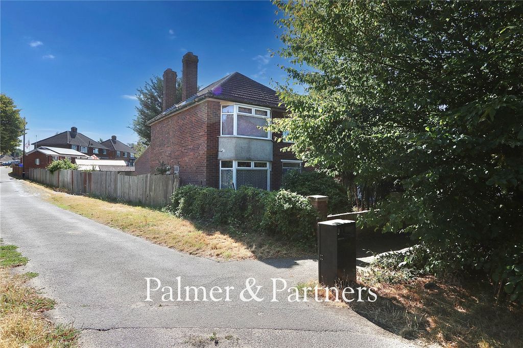 Property photo 1 of 17 Picture No. 05