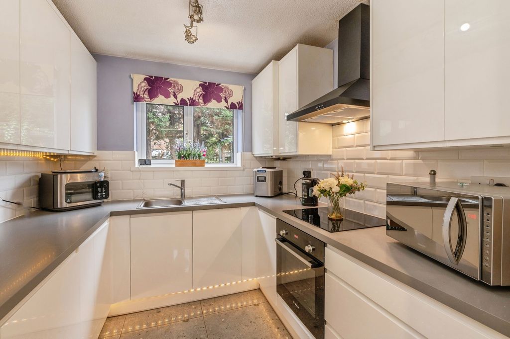 Property photo 1 of 16 Kitchen
