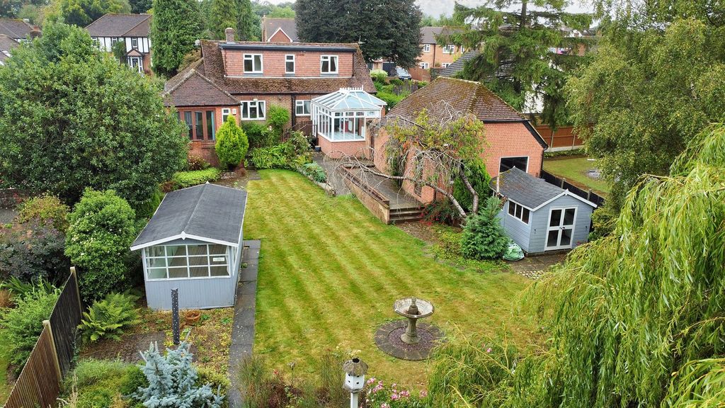 Property photo 1 of 27 Rear Garden