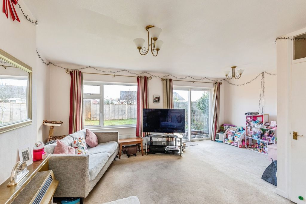 Property photo 2 of 12 Pbox-Img.Jpg