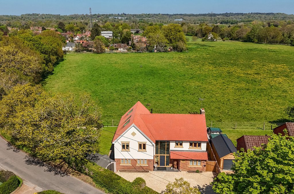 Property photo 2 of 33 1449483 (3).Jpg