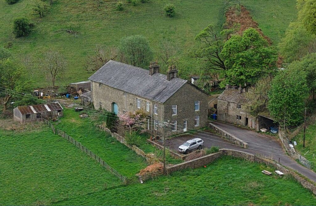 Property photo 2 of 15