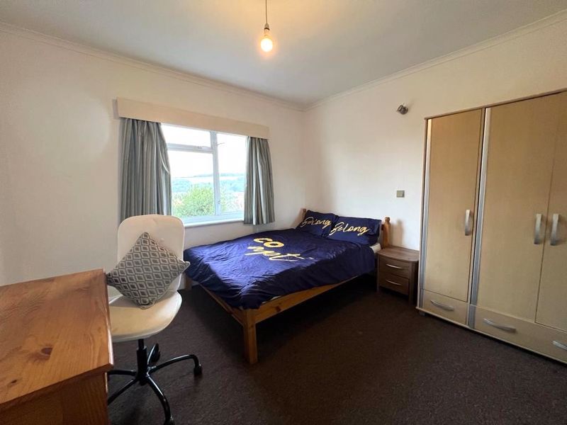 Property photo 1 of 13 Photo 22