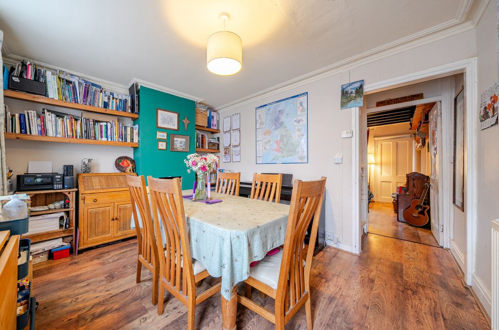 Property photo 2 of 23 1386520-7-6931A4d...