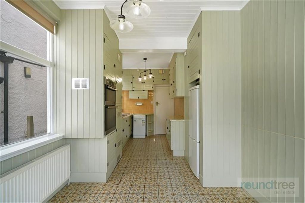 Property photo 1 of 11 (Main)