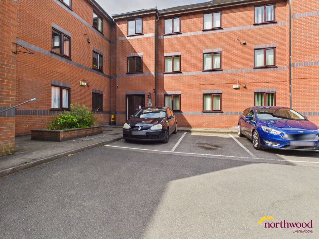 Property photo 1 of 8