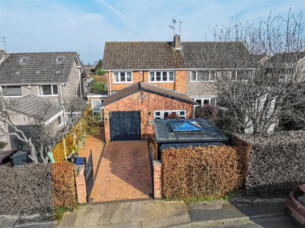 Property photo 1 of 22