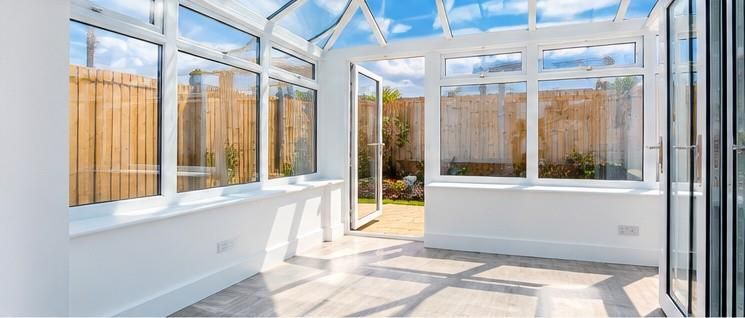 Property photo 3 of 6 Conservatory