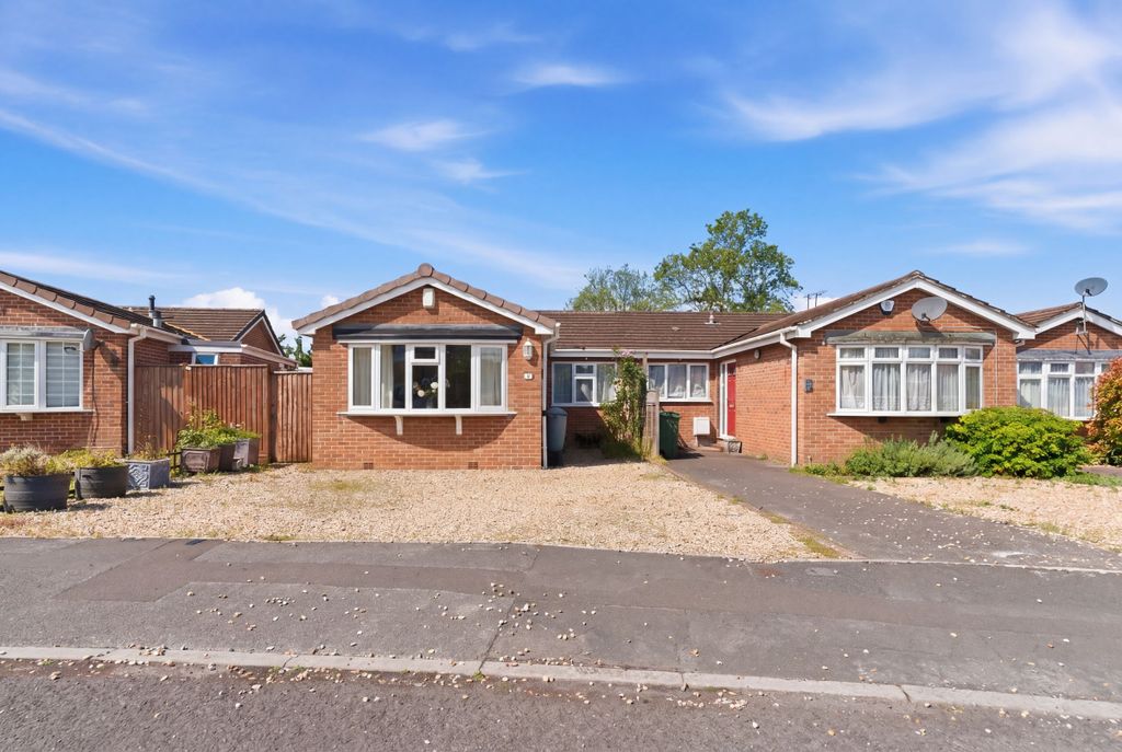 Property photo 1 of 27