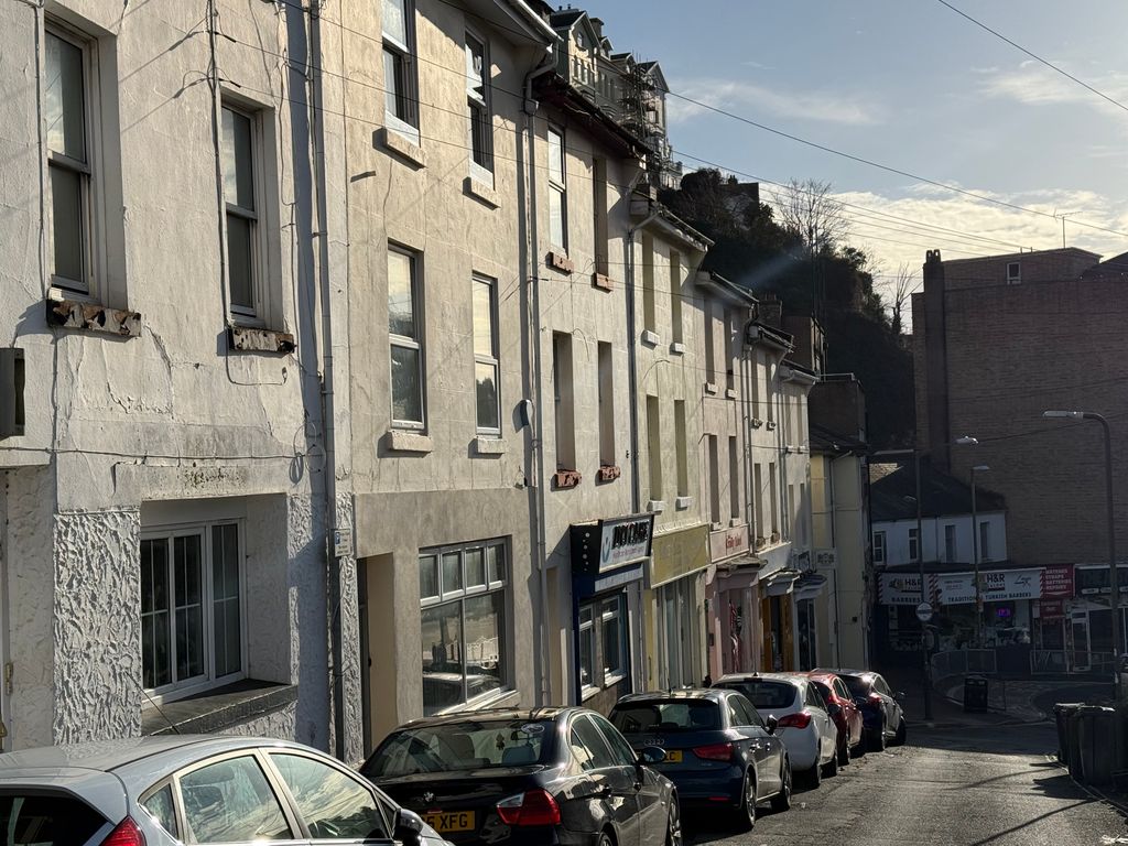 Property photo 1 of 5 Madrepore Road 