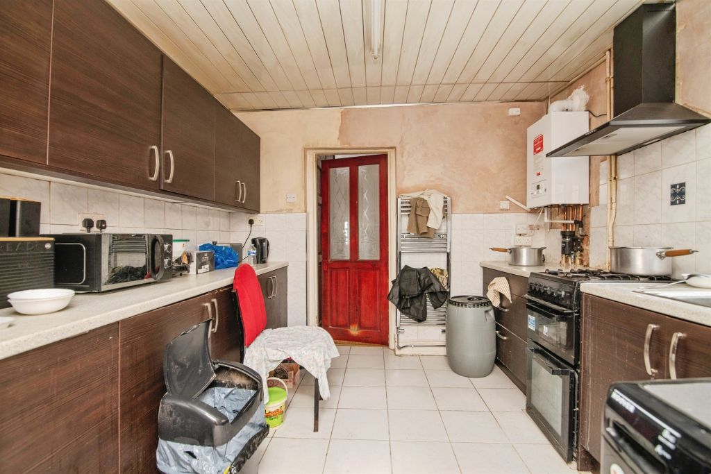 Property photo 3 of 18