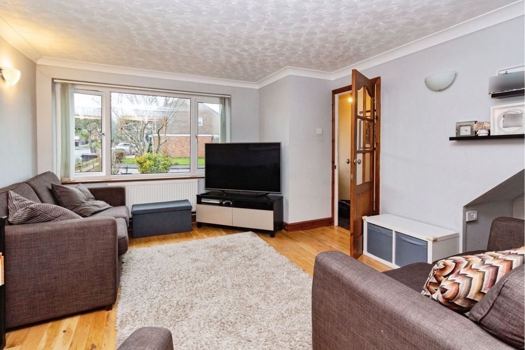 Property photo 2 of 15