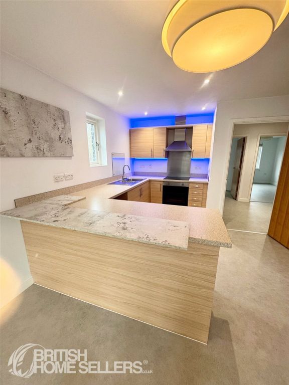 Property photo 3 of 12 Picture No. 03