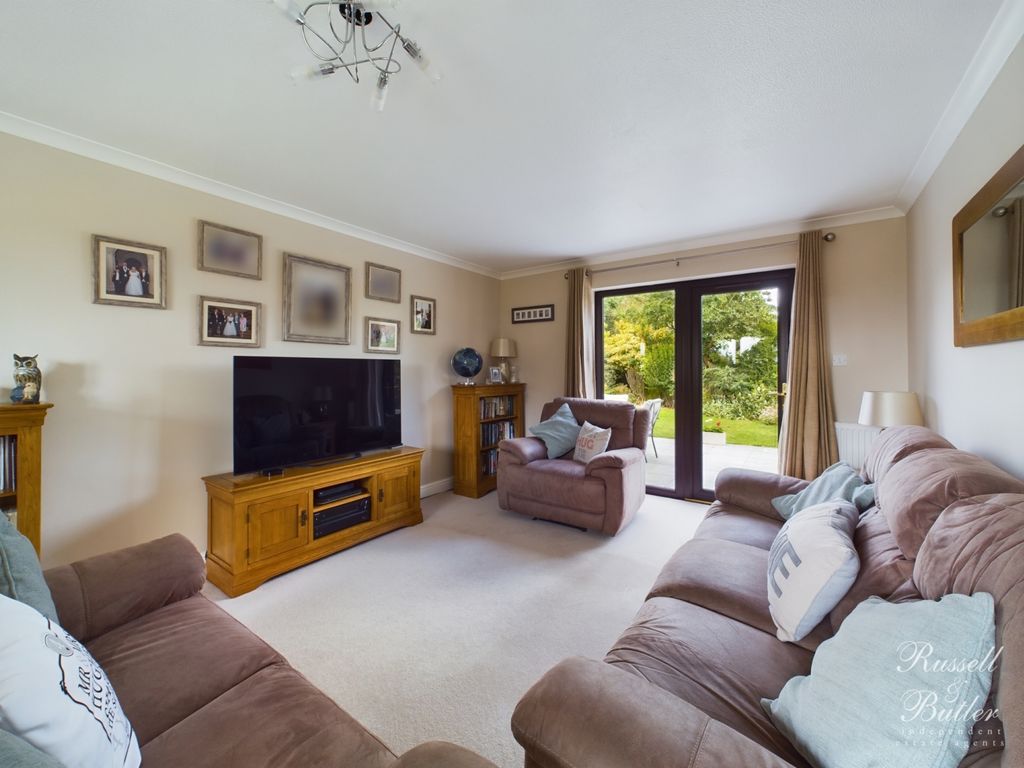 Property photo 2 of 21 Cam02127G0-Pr0023-Still004