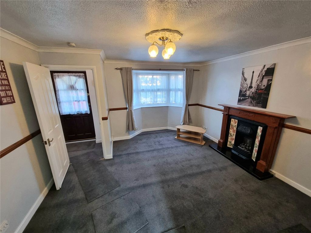 Property photo 2 of 17 Picture No. 31