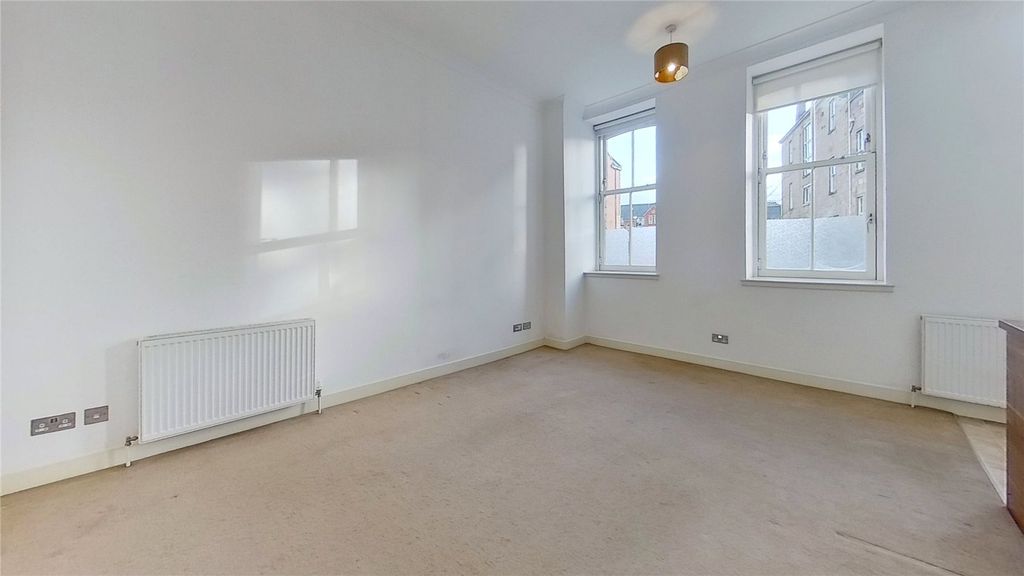 Property photo 2 of 8 Photo 2