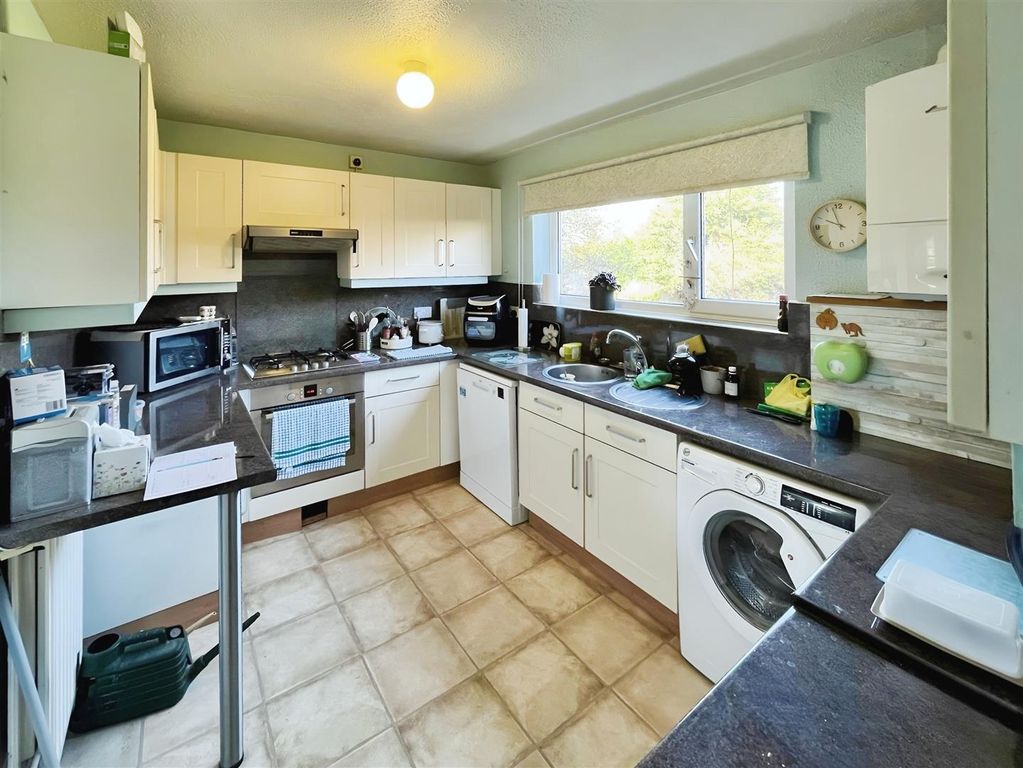 Property photo 2 of 14 Ebac9A4F-1000063426.Jpg