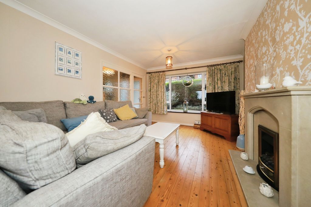 Property photo 3 of 15