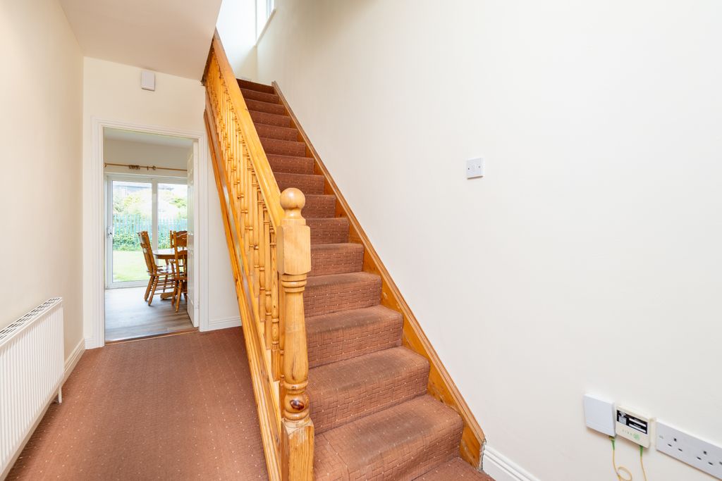 Property photo 3 of 24