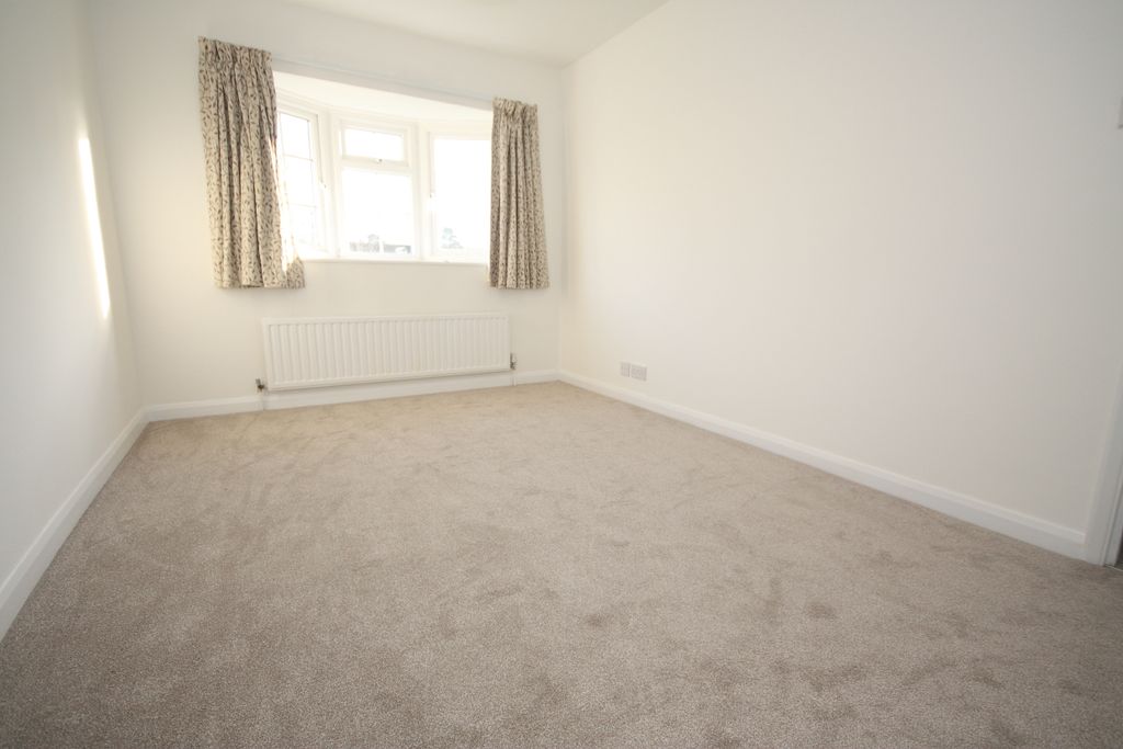 Property photo 3 of 5 Bedroom