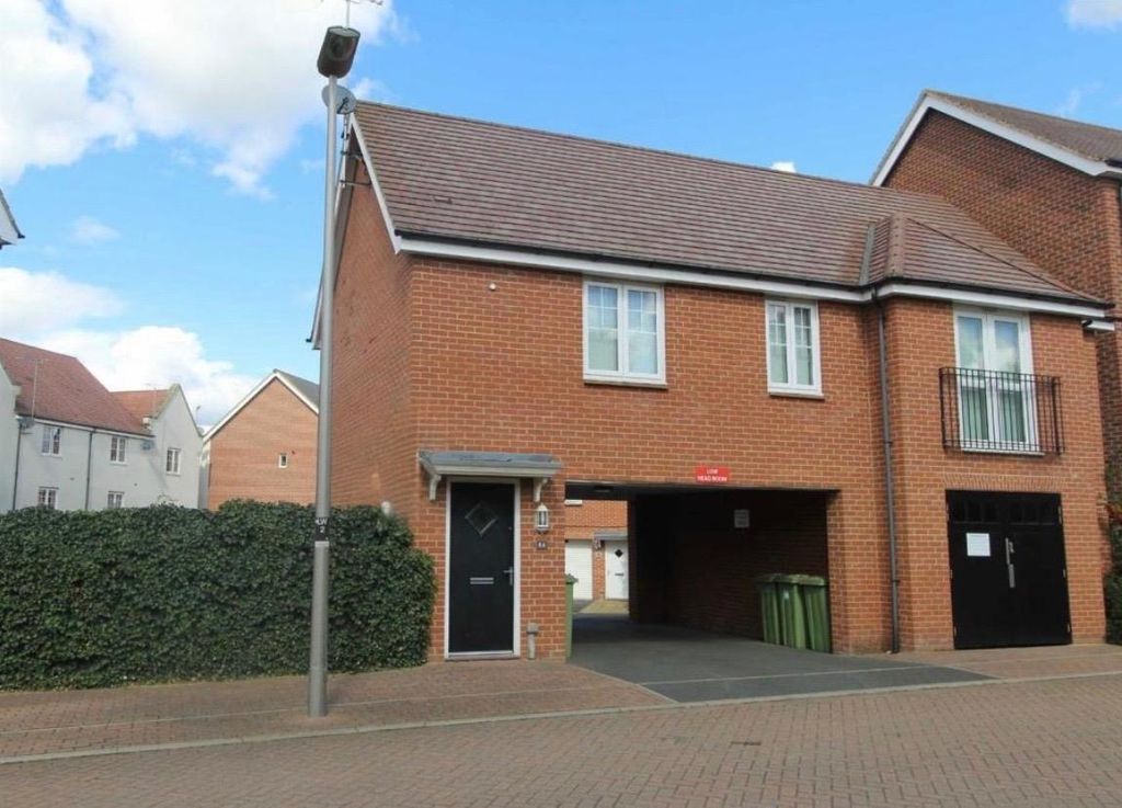 Property photo 1 of 7 Detached Home