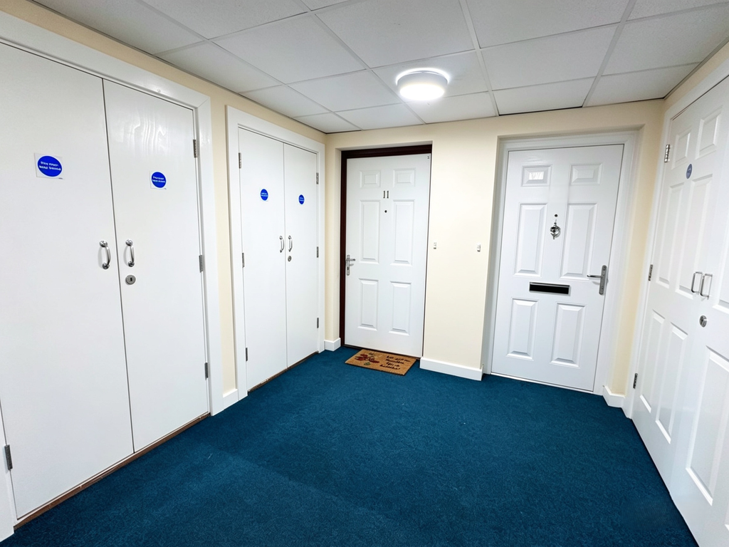 Property photo 2 of 13
