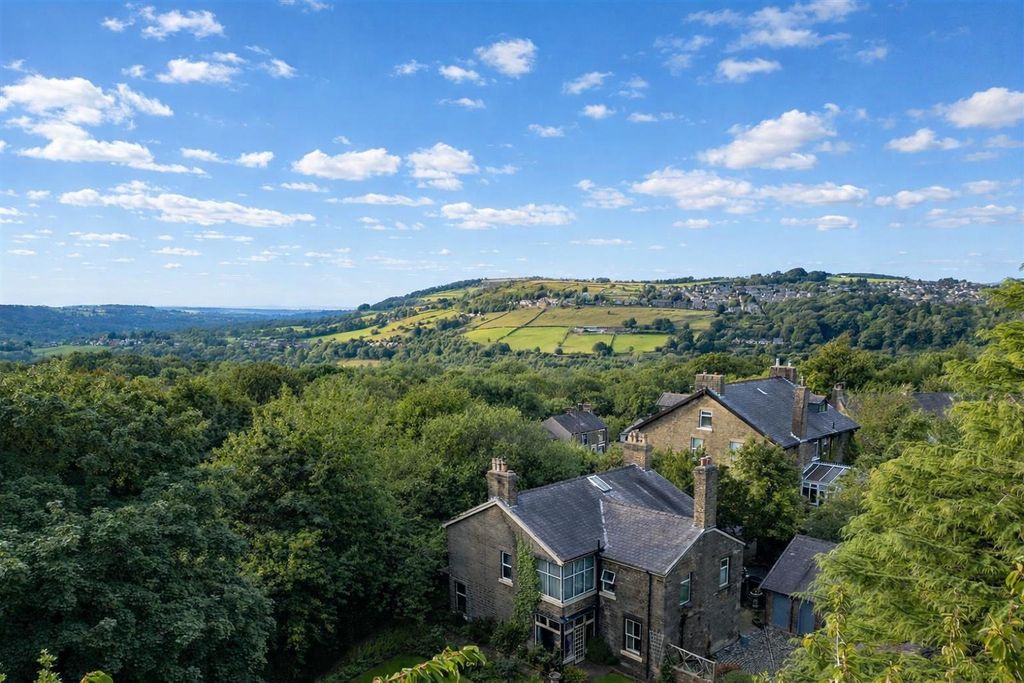 Property photo 1 of 26