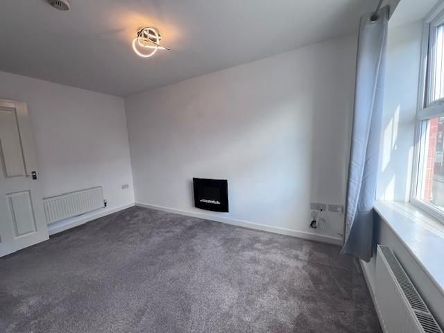 Property photo 3 of 10 Lounge 1.Jpg