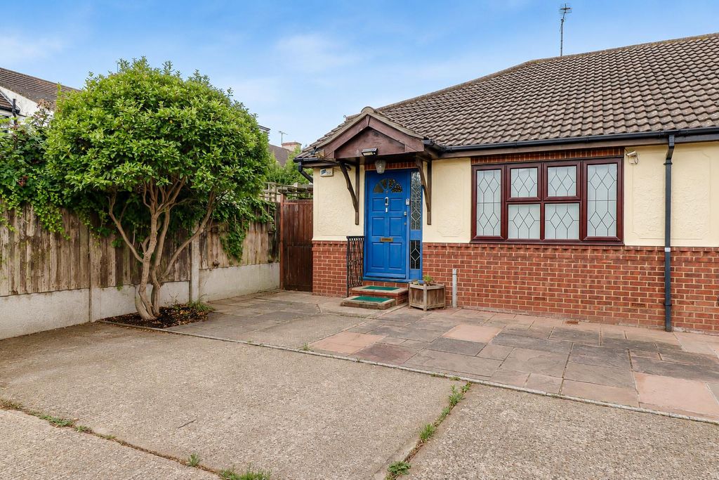 Property photo 1 of 19