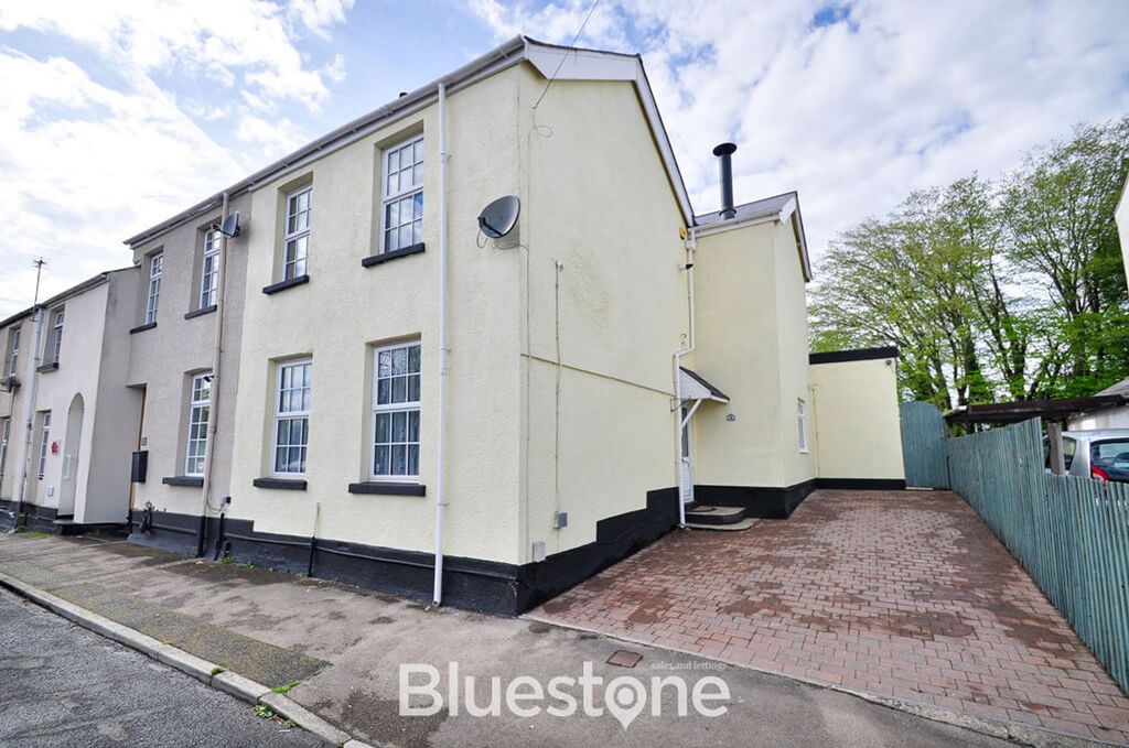 Property photo 2 of 35