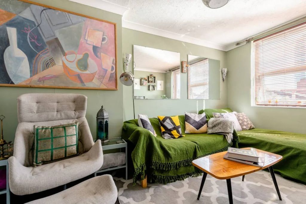 Property photo 1 of 20