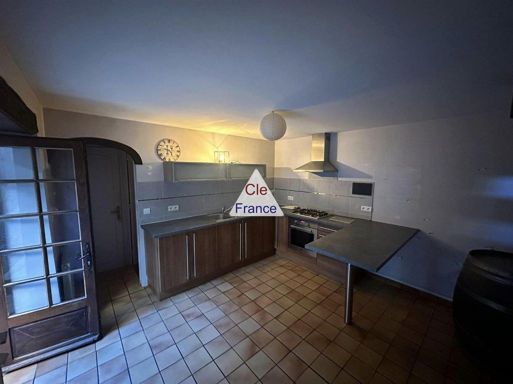Property photo 3 of 10