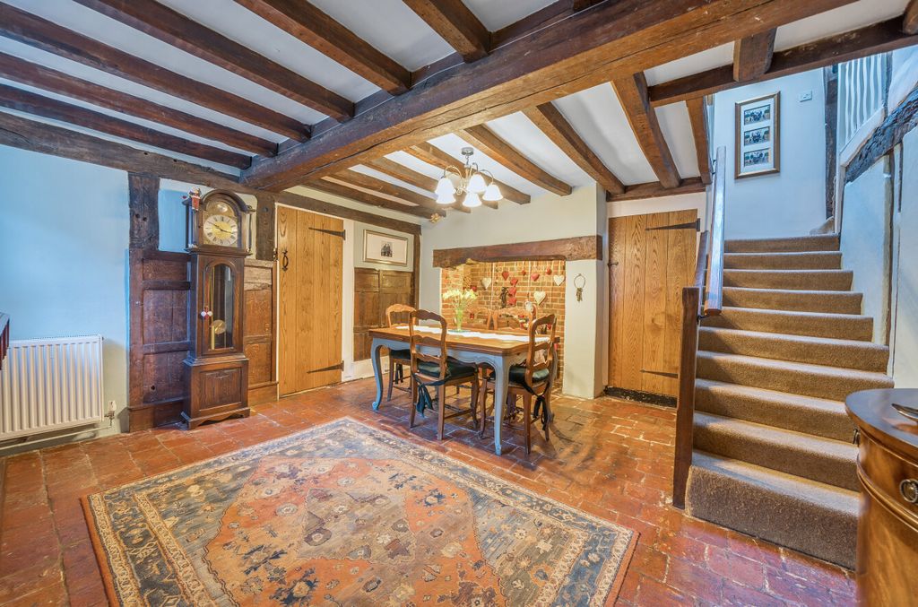 Property photo 3 of 33 1433319-27-69c548...