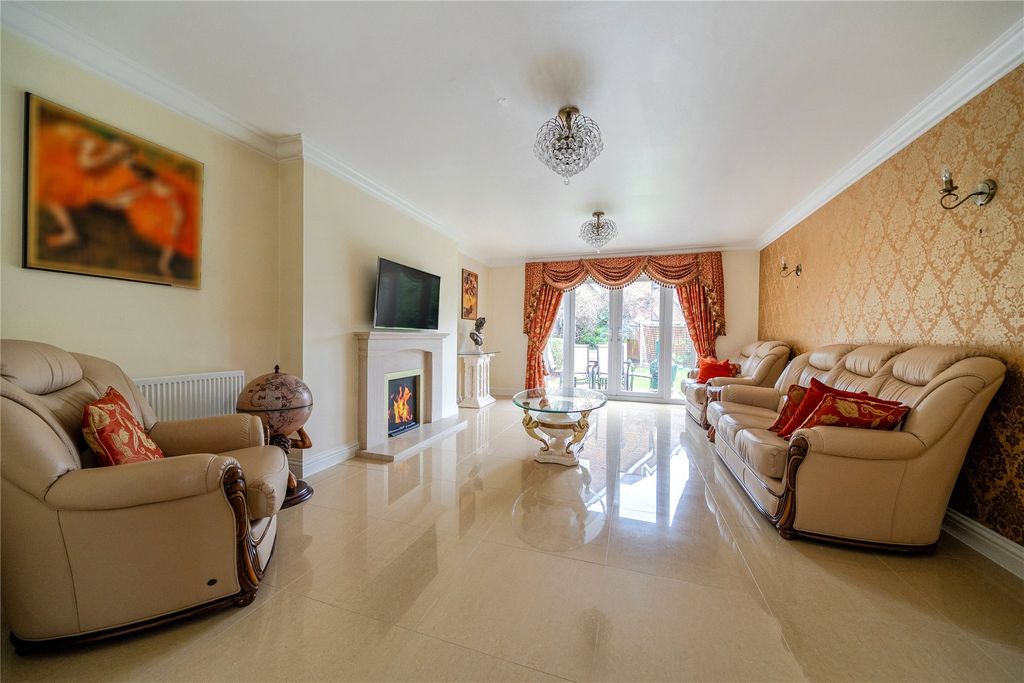Additional image 65 of 6 bed country house for saleSandringham Drive, Dartford, Kent DA2