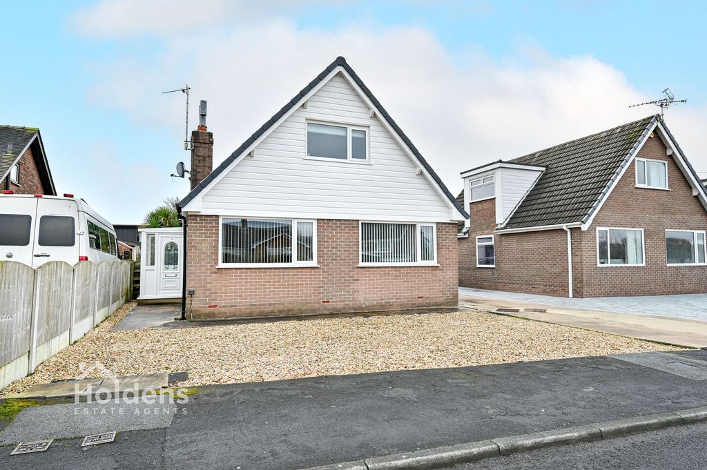 Property photo 1 of 21