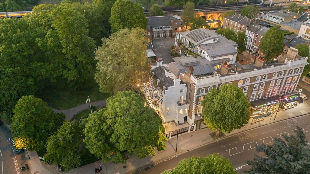 Property photo 3 of 19 Birds Eye View