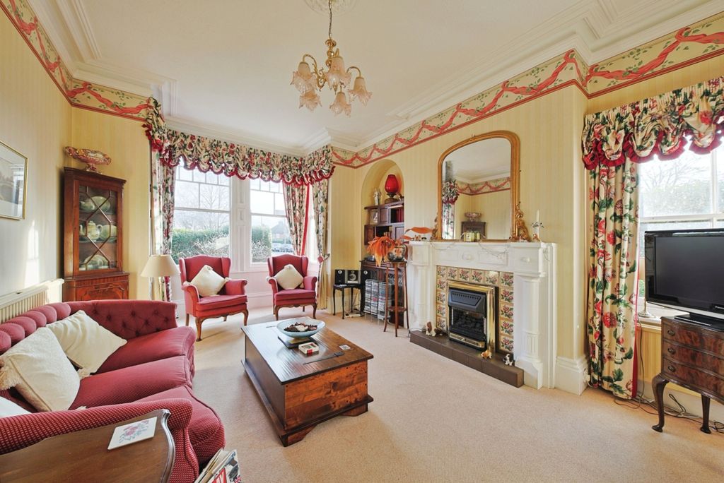 Property photo 3 of 21 3354537
