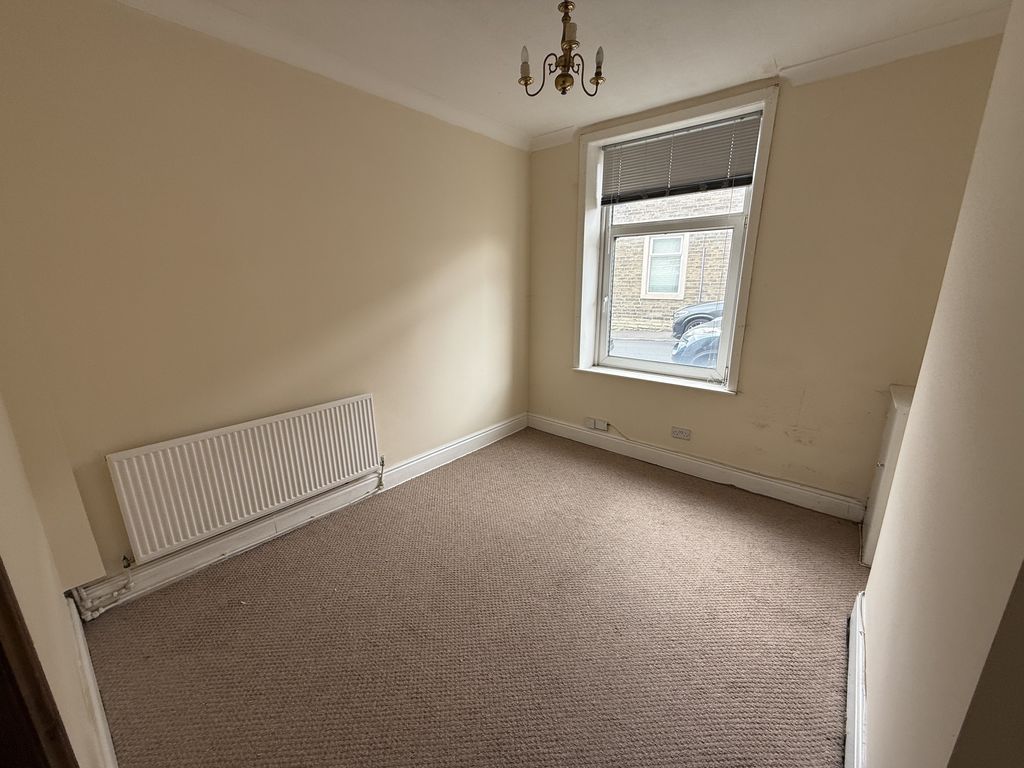 Property photo 3 of 7 Photo 3