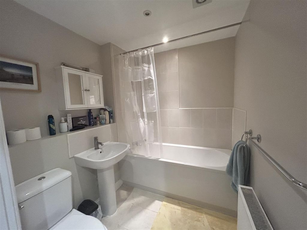 Property photo 3 of 9 Image00003.Jpeg