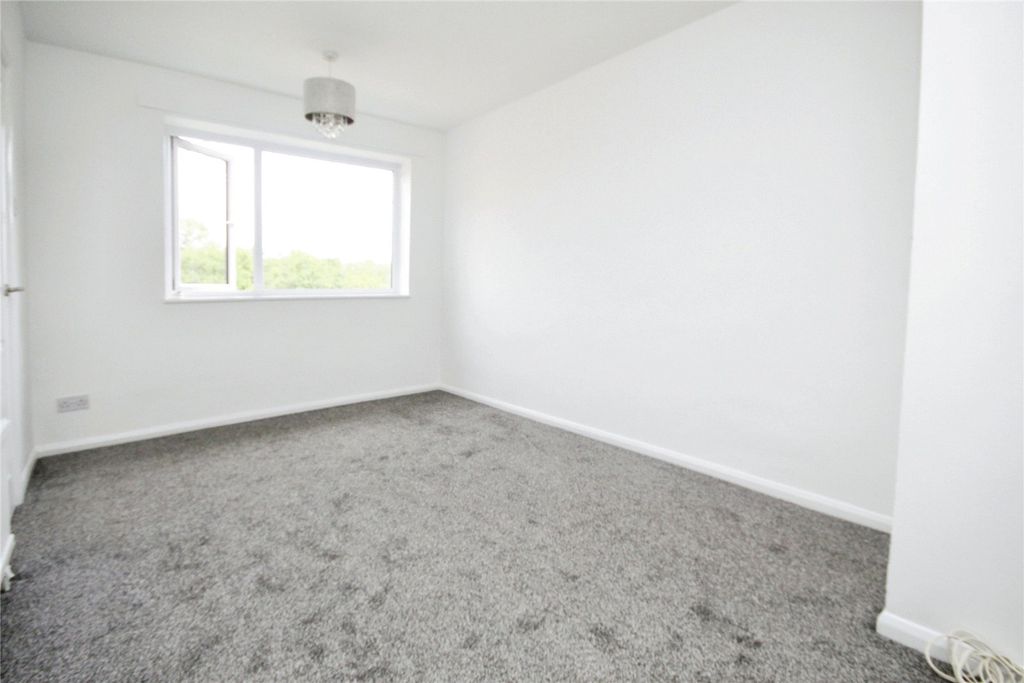 Property photo 3 of 10 Picture No. 16
