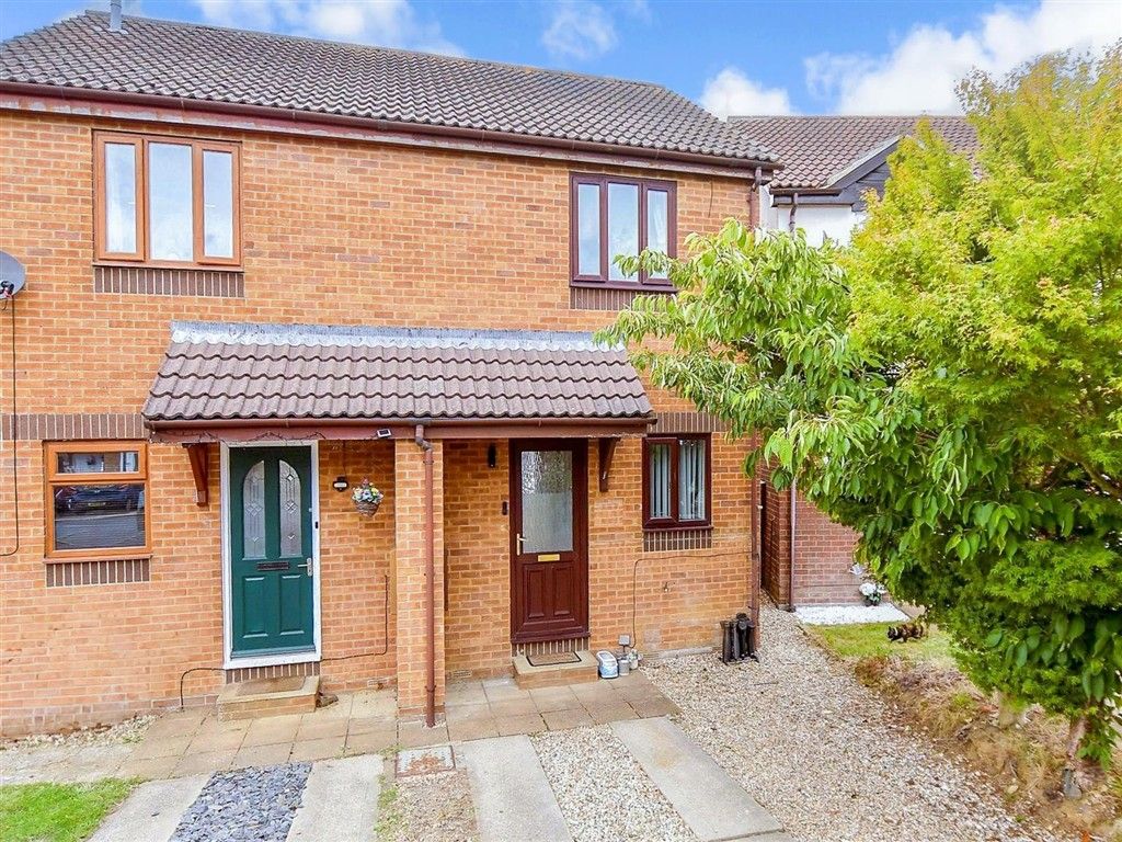 Property photo 3 of 9 Front Aspect