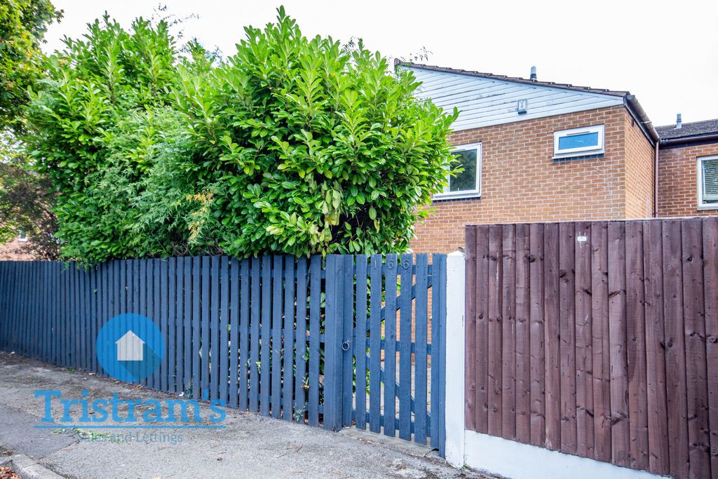 Property photo 1 of 24