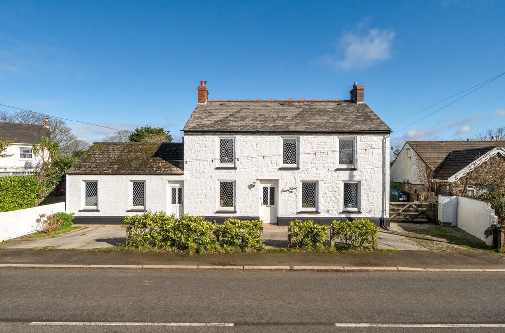 Property photo 3 of 30 1417233-3-699738A...