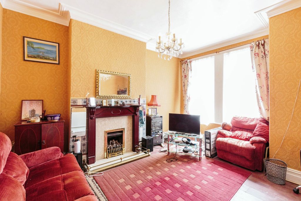 Property photo 2 of 16 Photography